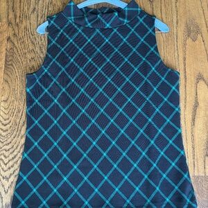 NWOT Ann Taylor mock neck top